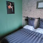 Apartamentai Uzupis Lägenhet *